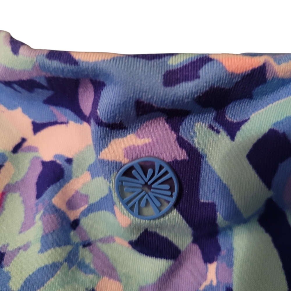 Lilly Pulitzer Luxetic Weekender cropped leggings   - M.        F50 - Picture 6 of 8